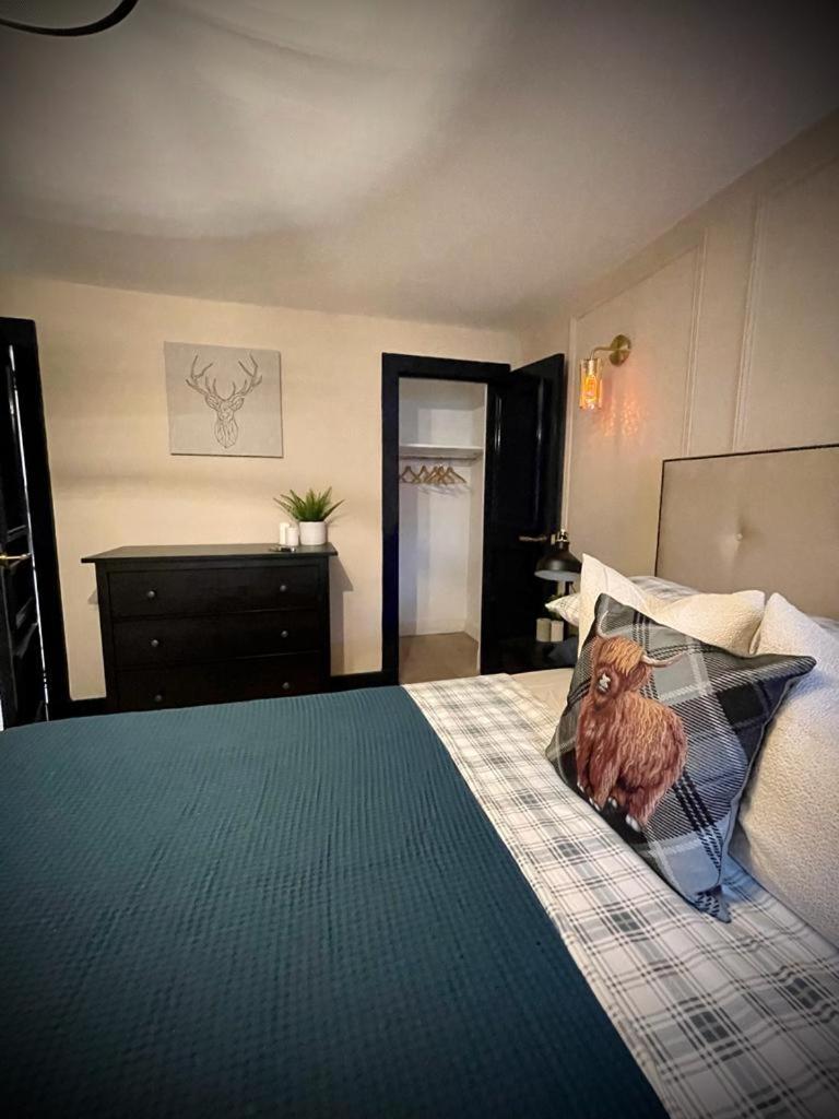 Charming And Cosy - Black'S Land Apartment Inveraray Room photo
